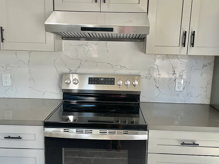 21421 Rizzo Ave — Photo 12