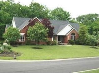 7208 Shirley Dr, West Chester, OH 45069