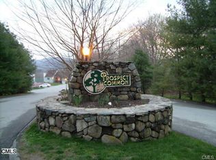 114 Beard Dr, New Milford, CT 06776