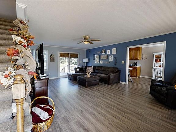 3rd image of 2653 Prince Dr