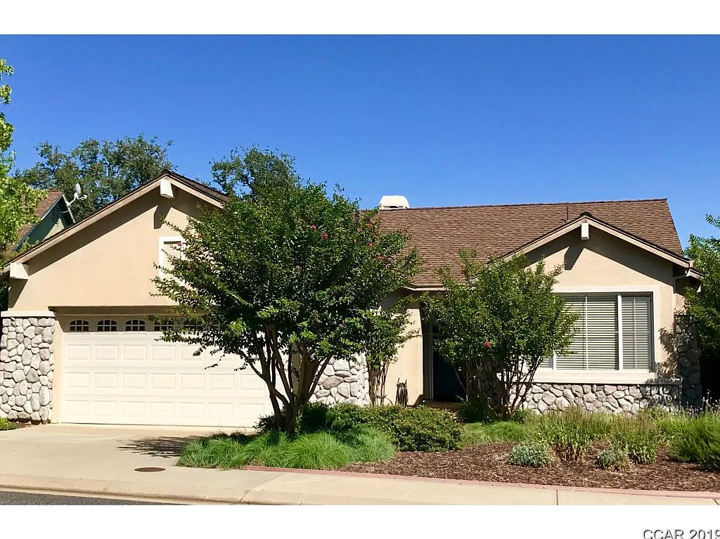 226 Mitchell Lake Ln photo 1