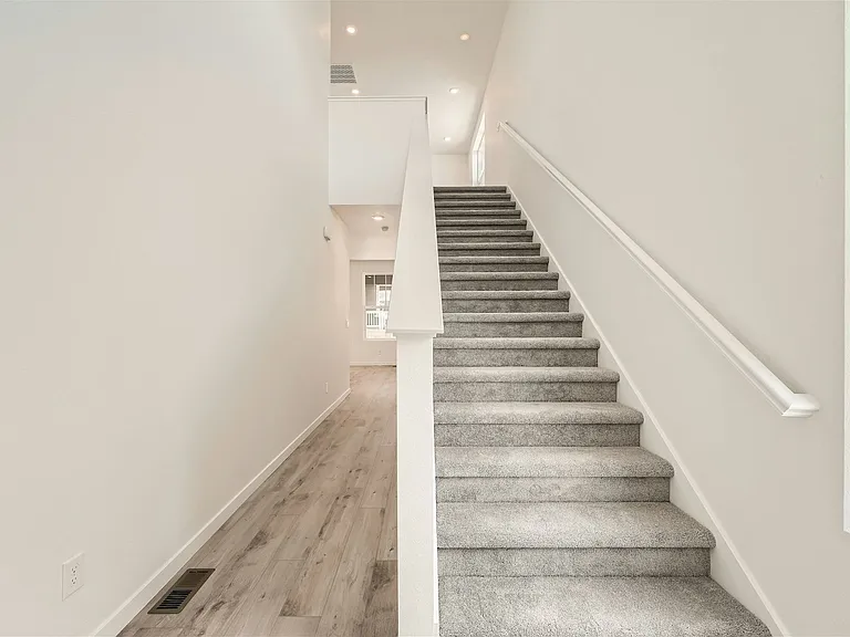 9043 Winding Glen Ln — Photo 13