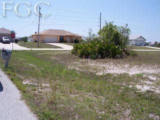 4th image of 2418 NW 20th Pl