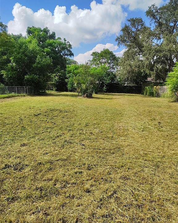 1st image of 0 E LINEBAUGH AVENUE LOT 17