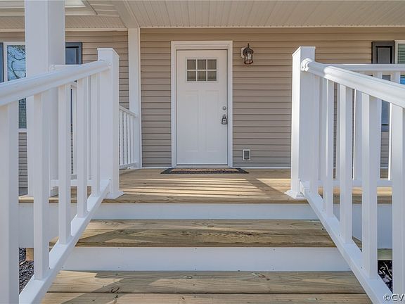 4th image of 8940 Virginia St