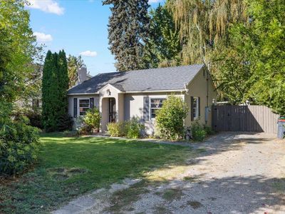 18 Highland Dr, Medford, OR, 97504