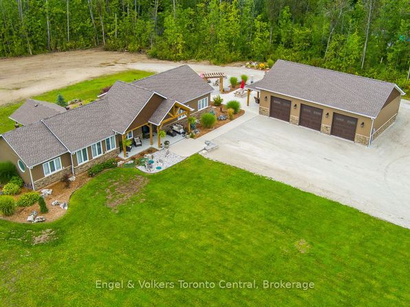 242 Somers St, Georgian Bluffs, ON N4K 6V5