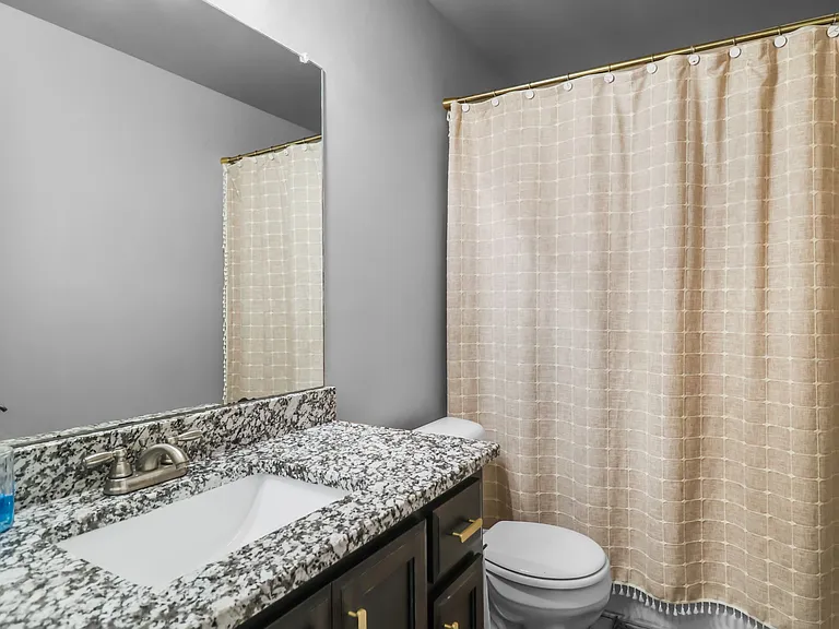 1286 Magnum Dr — Photo 24