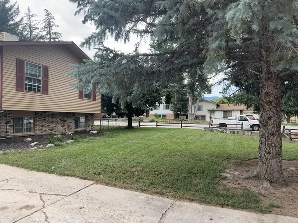 2513 Pear Ct, Fort Collins, CO 80521