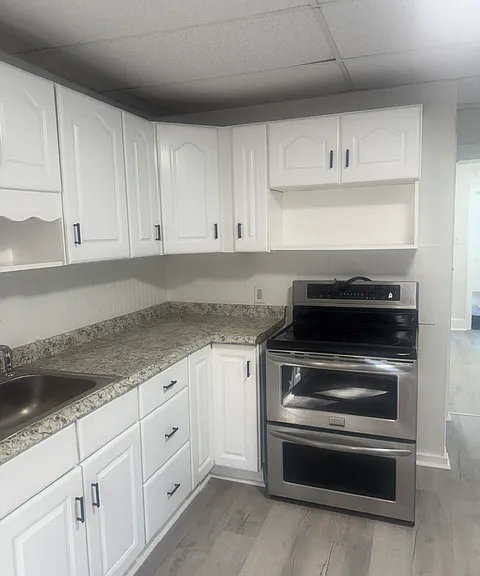 305 N Franklin St — Photo 15