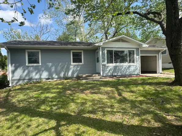 1637 Jefferson Cir, Webb City, MO 64870