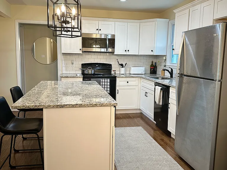 121 Oak Park Dr — Photo 6