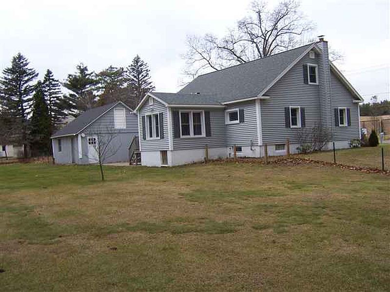 3rd image of 425 W CORINTH Road
