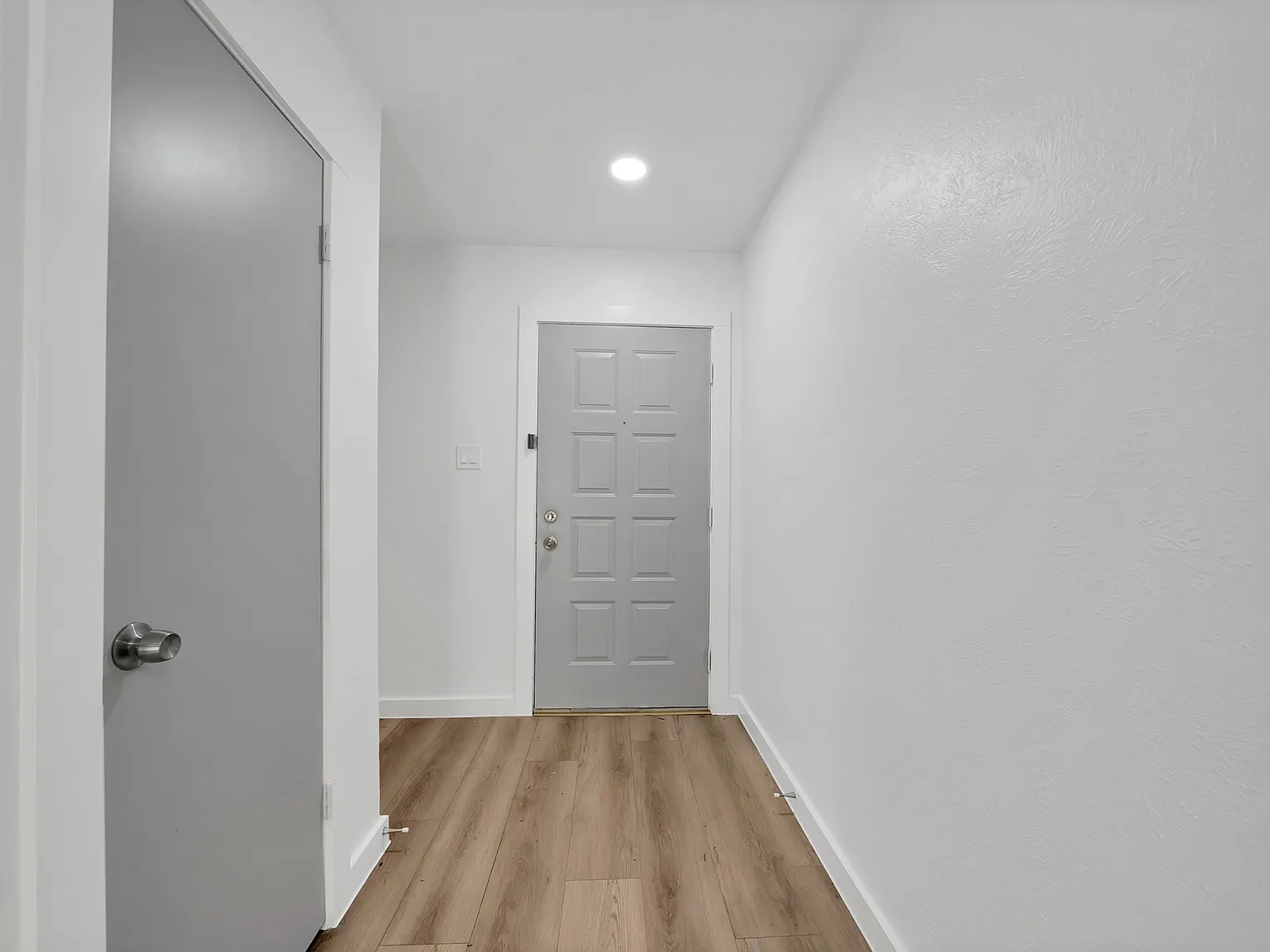 4 bed, 1512 sqft, $2,450 — Photo 2