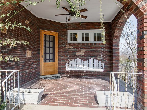 4th image of 2808 Acklen Ave