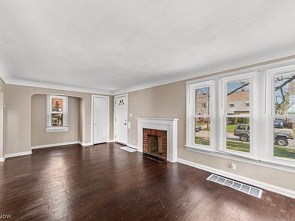 3rd image of 17904 Neff Rd