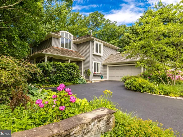 1591 Regatta Ln, Reston, VA 20194