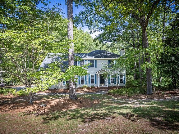 2nd image of 21 Foxdale Ct