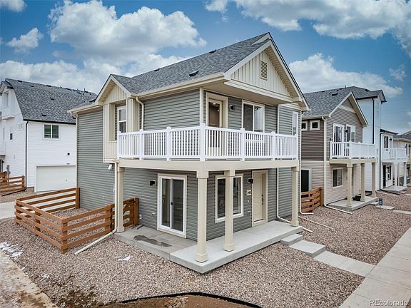 3rd image of 46523 Gold Prairie Drive