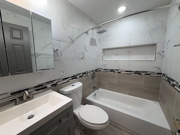 5th image of 21 Pinecrest Ridge Rd #23