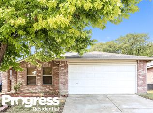 5213 Bedfordshire Dr, Fort Worth, TX 76135