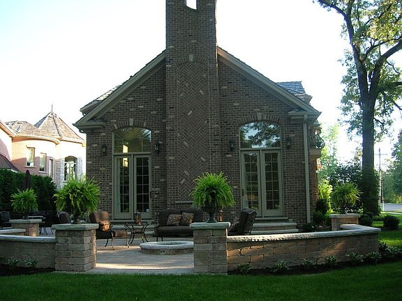 Side Landscape View