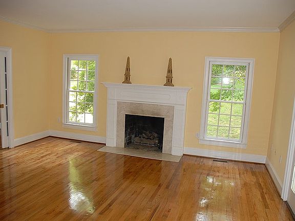 5th image of 105 Quail Creek Ln #2