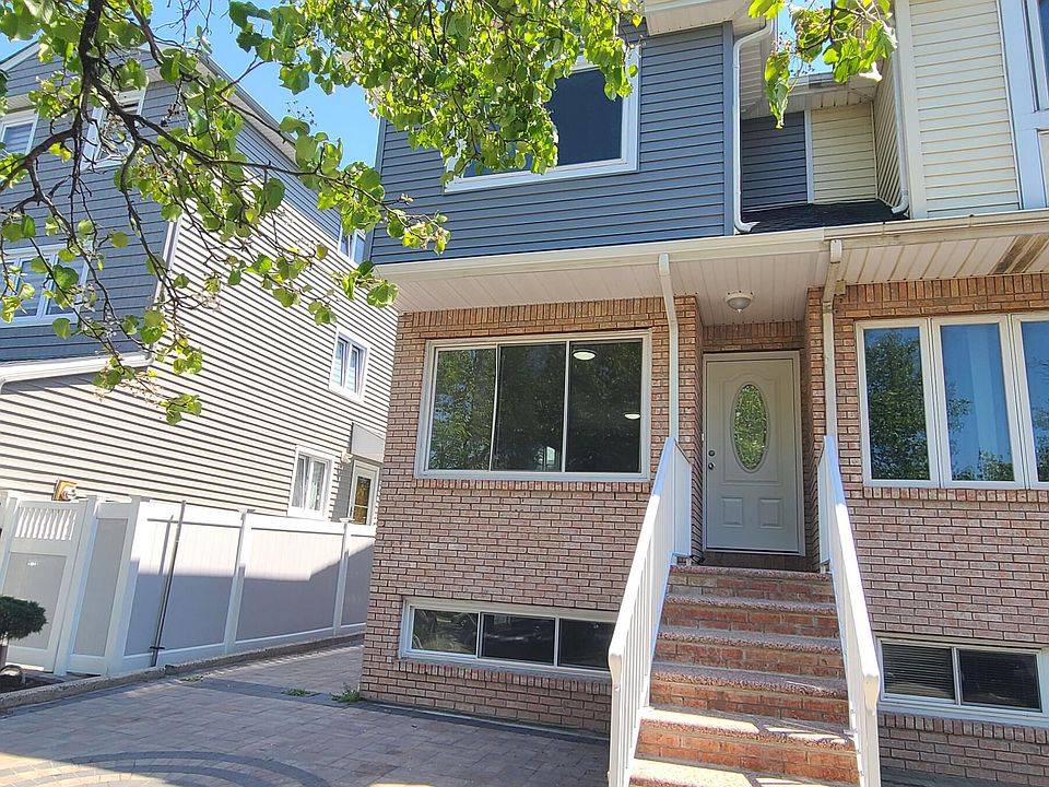 1st image of 319 Merrymount St