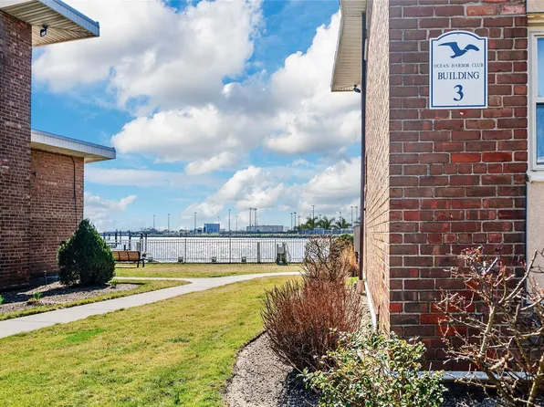 4 Rose Street #3-1A, Oceanside, NY 11572