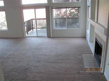 5th image of 3308 Knob Hill Ct