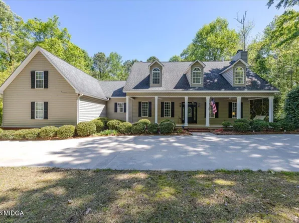117 Island View Dr, Lizella, GA 31052