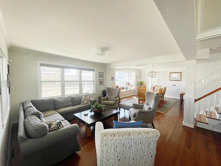 2 Ocean Ave — Photo 7