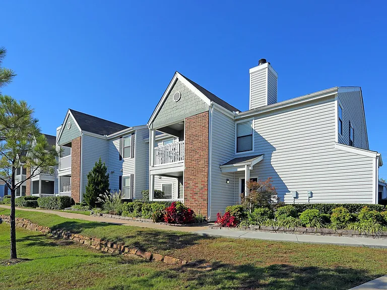 The Arden Overlook Apartments — Photo 14