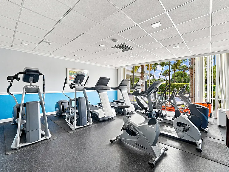 2121 N Ocean Blvd #405W — Photo 39