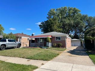 27374 Townsend Ave, Warren, MI 48092