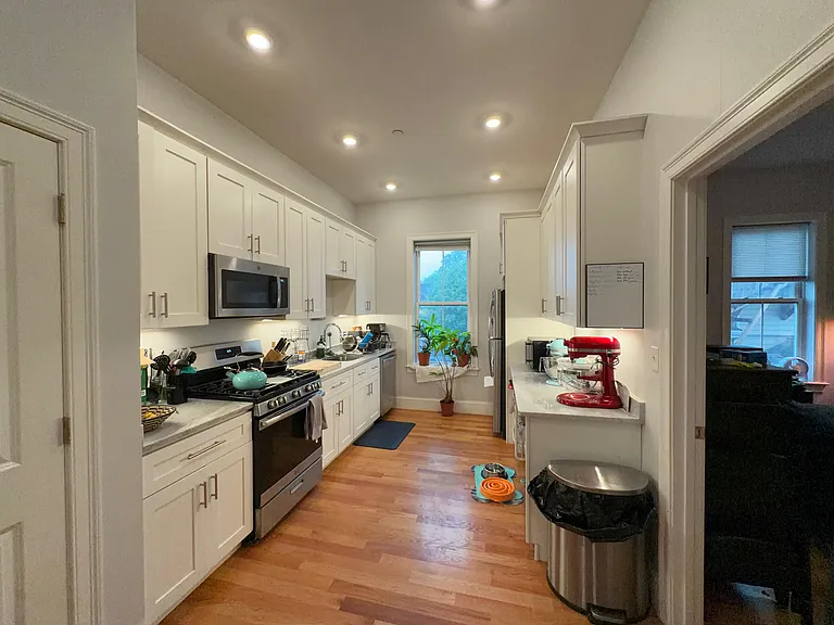 18 Murdock St #7 — Photo 7