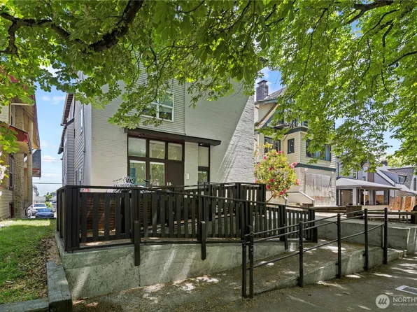 4714 17th Avenue NE, Seattle, WA 98105
