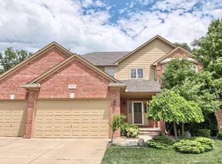 16117 White Water Dr, Macomb, MI