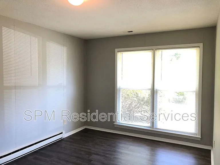 240 Buff Cir — Photo 7