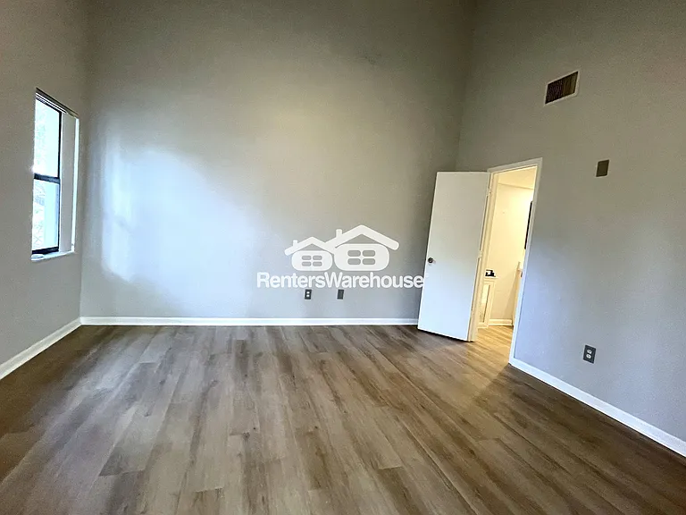300 S Florida Ave #100K — Photo 10