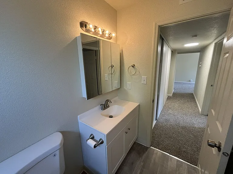 6415-6417 San Stefano St — Photo 53