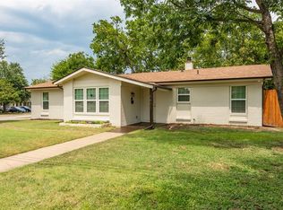 5601 Oak Grove Rd W, Fort Worth, TX 76134