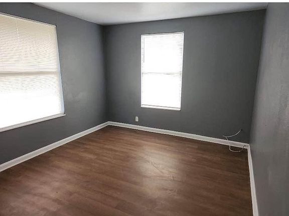 5th image of 3301 E 27th Ave