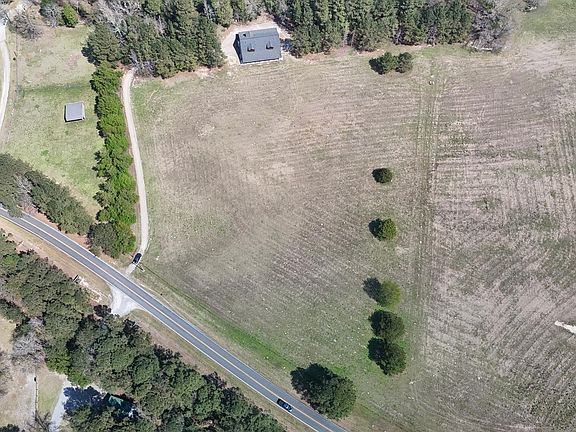 3rd image of 1050 Lakebay Road