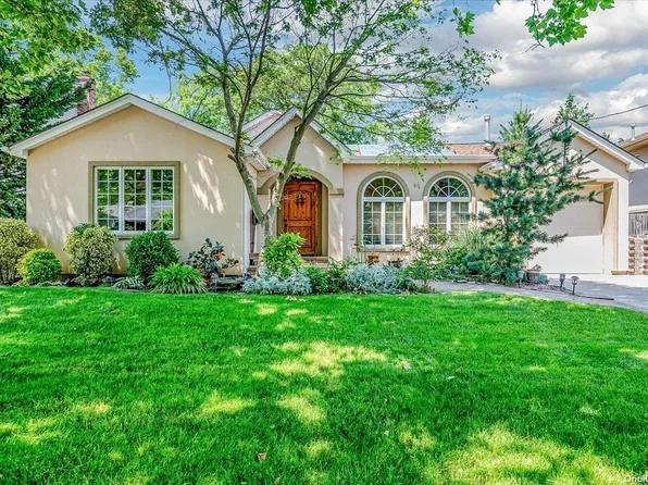 530 Hazel Drive, Woodmere, NY 11598