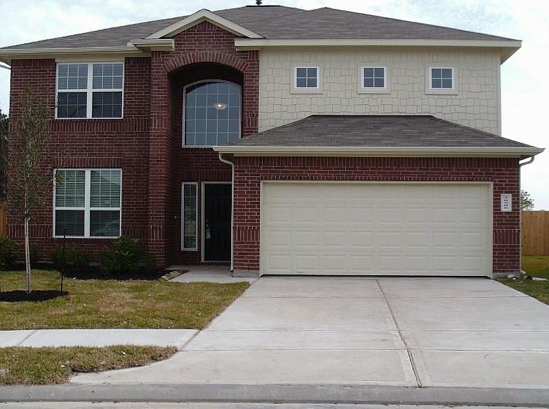 1st image of 30506 Woodsons Dr