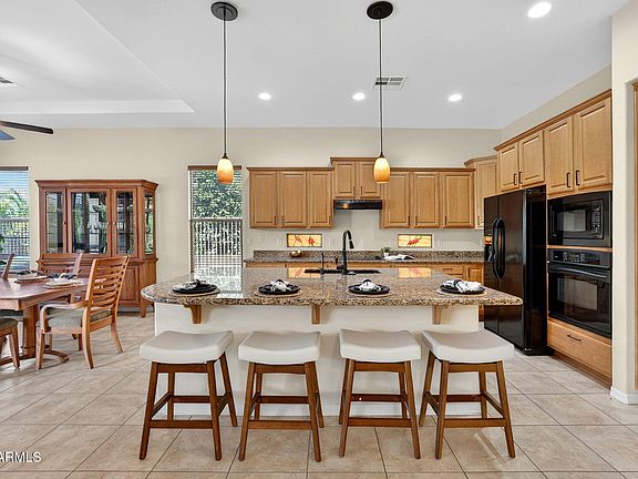 4th image of 4744 E CAROB Drive