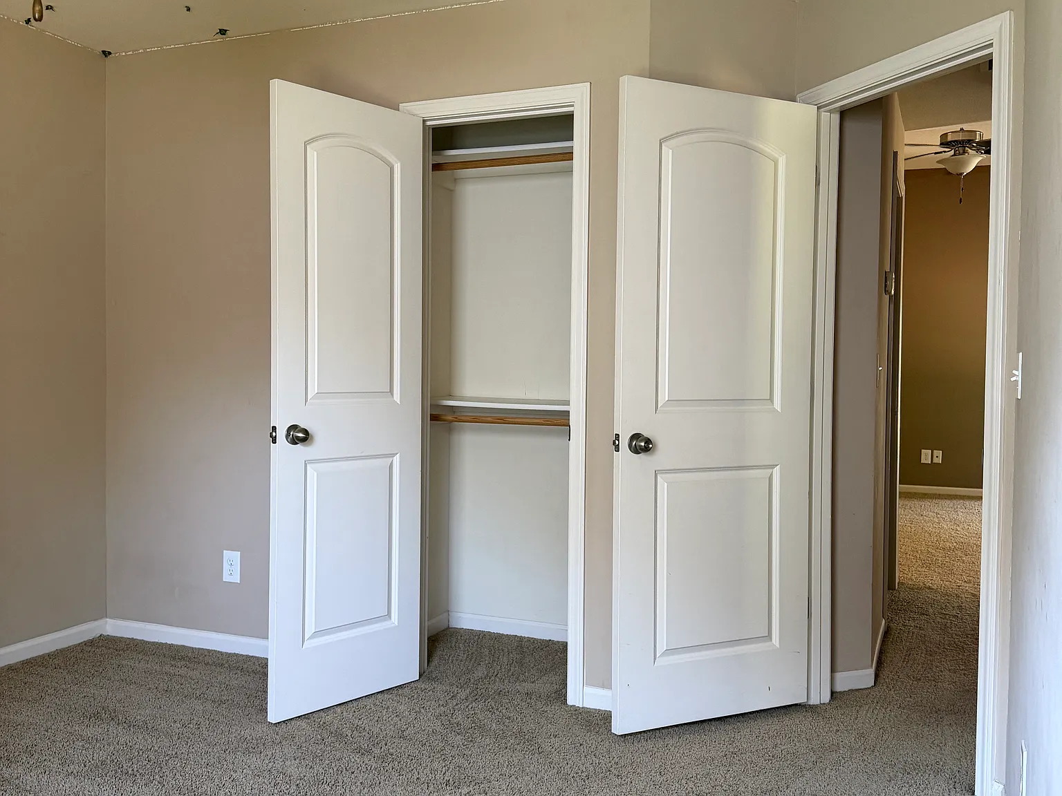 3 bed, 1424 sqft, $1,600 — Photo 1