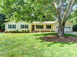 5832 Surrey Pl, Norcross, GA 30093