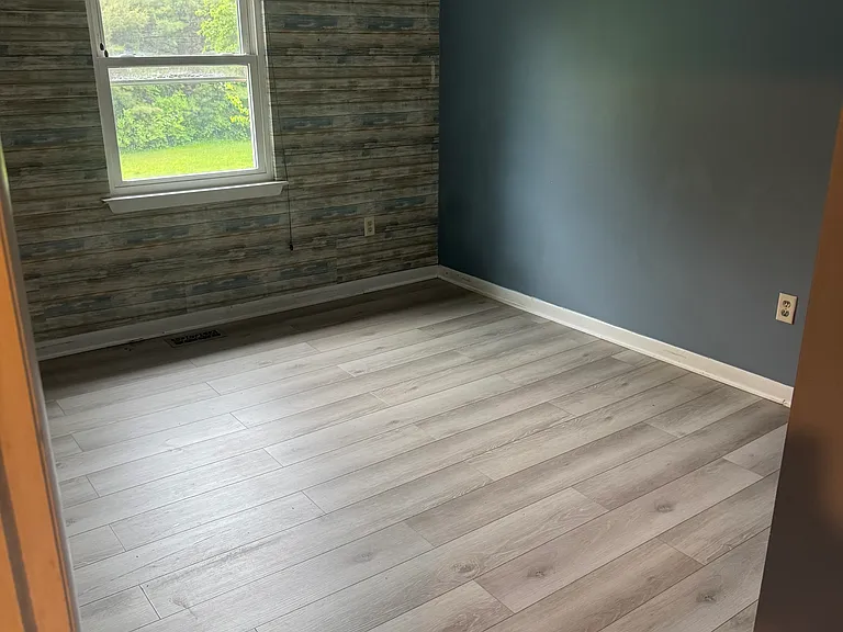 1115 Singer Dr — Photo 18
